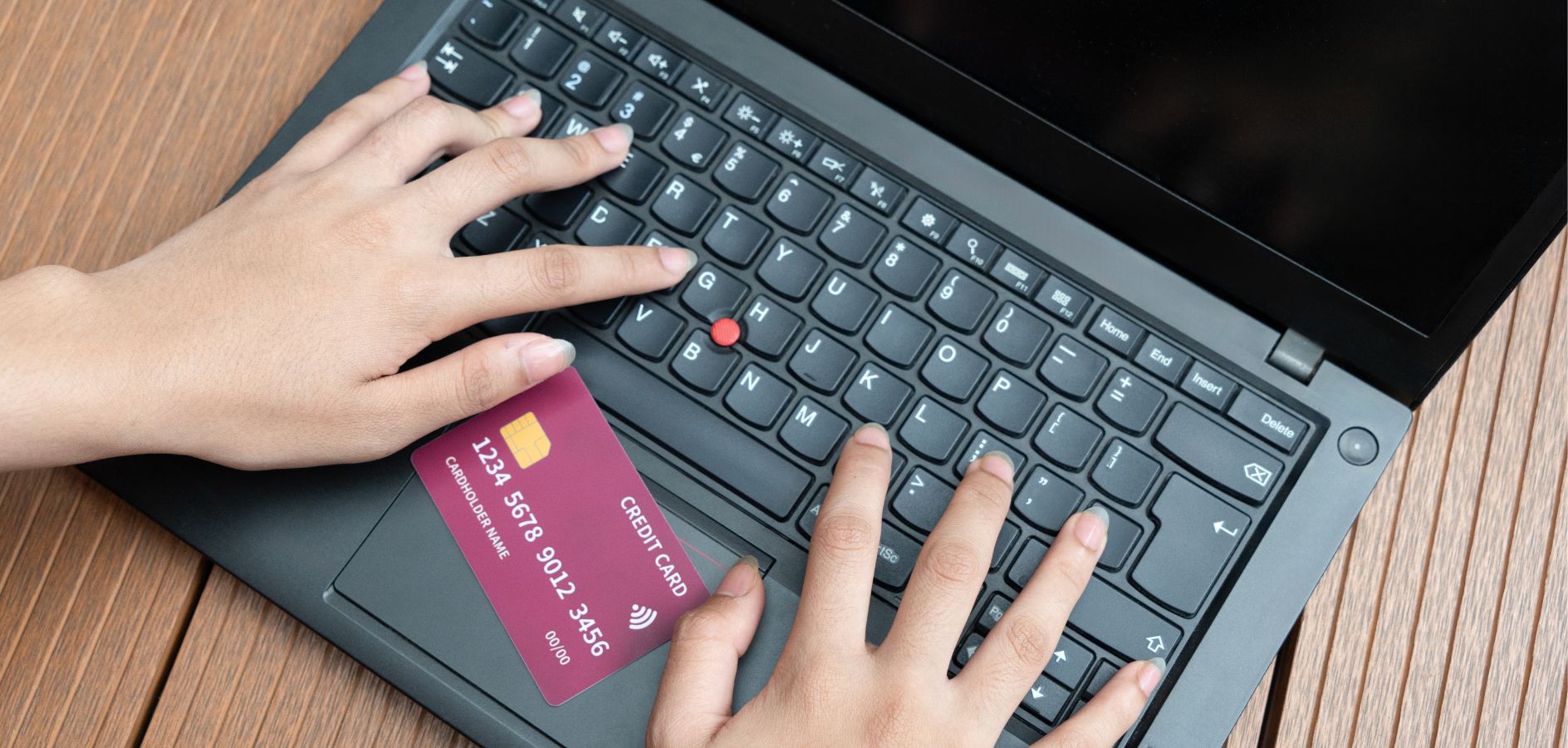 Evita que el banc bloquegi el compte de la teva entitat: què cal saber i com actuar